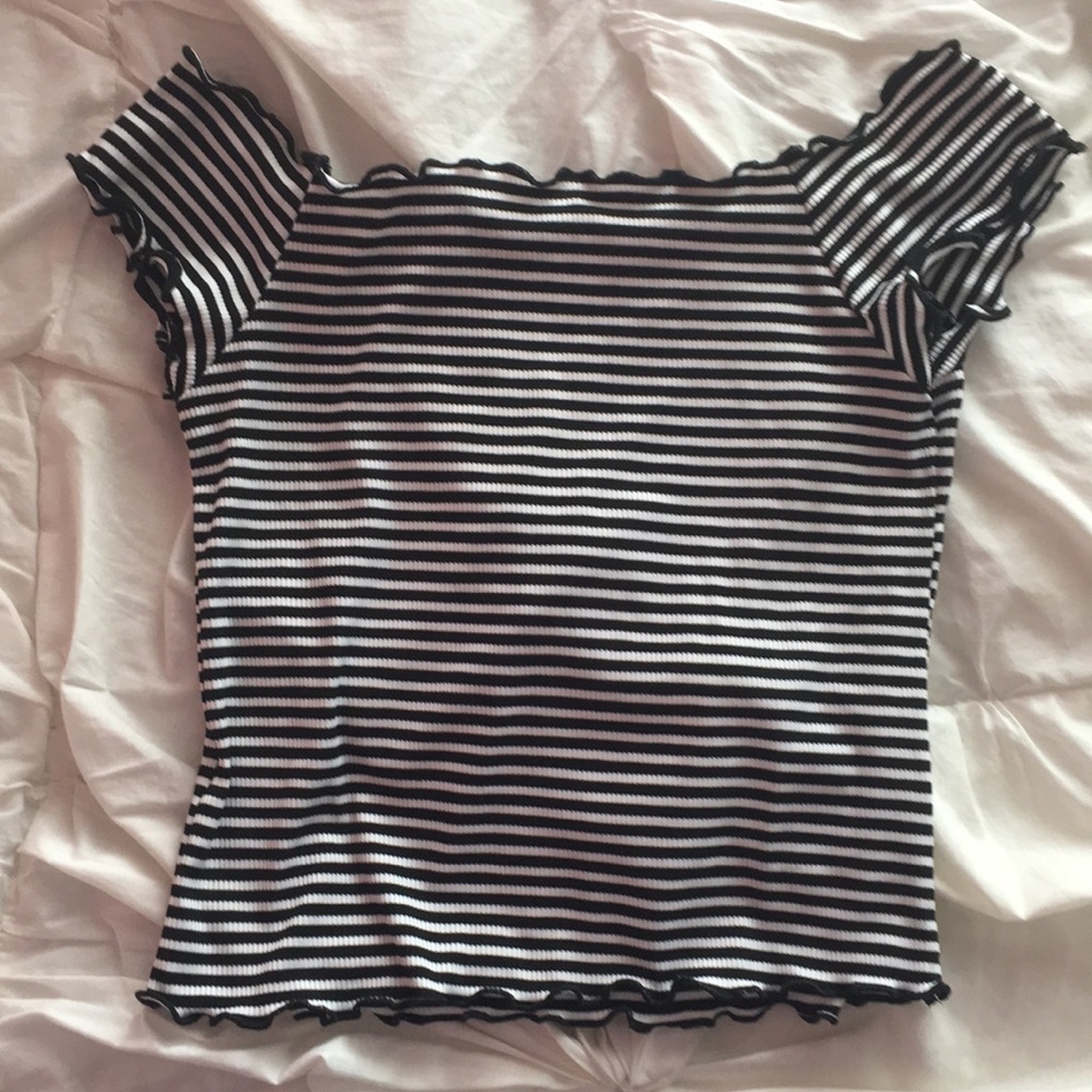 NEVER WORN STRIPED OFF THE SHOULDER TOP